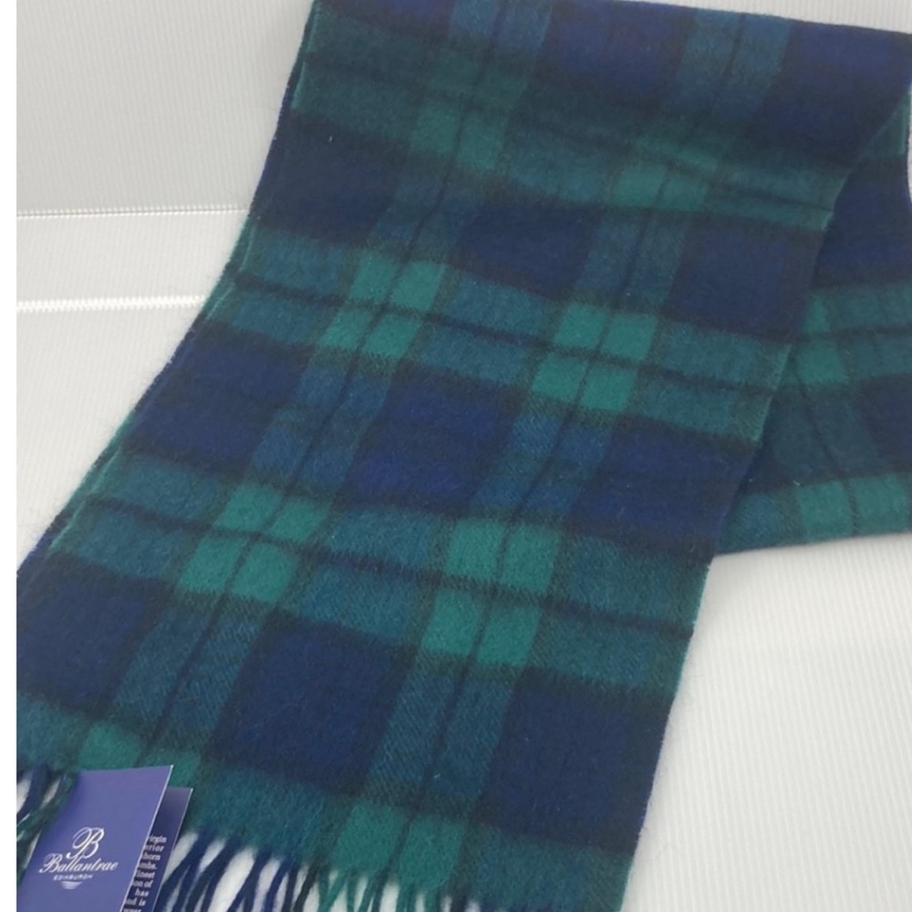 Lambswool Plaid Scarf